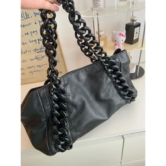 Chanel Women Pre-Loved Bag Very Good Condition - Picture 5 of 9